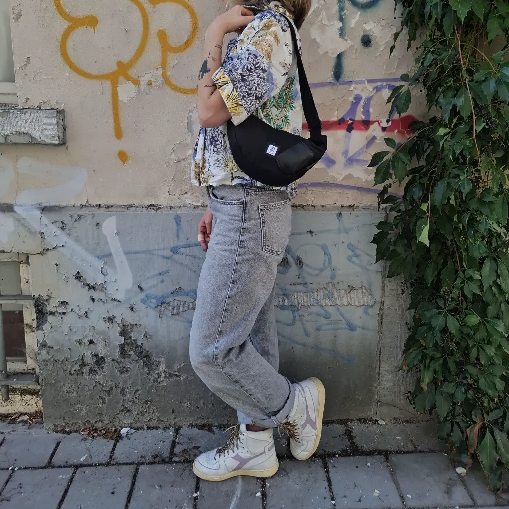 monoblack_small_cote.webp