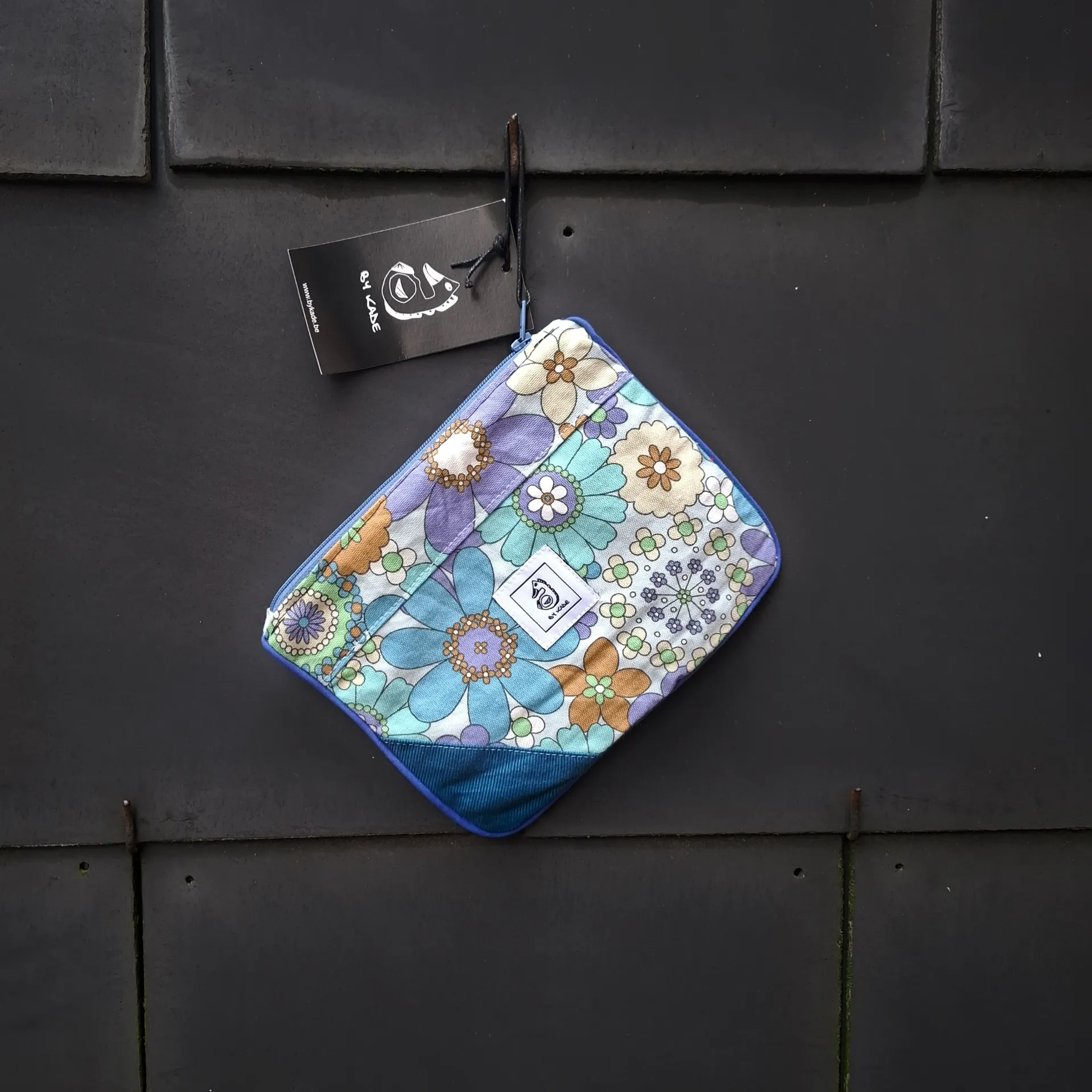 Trousse plate