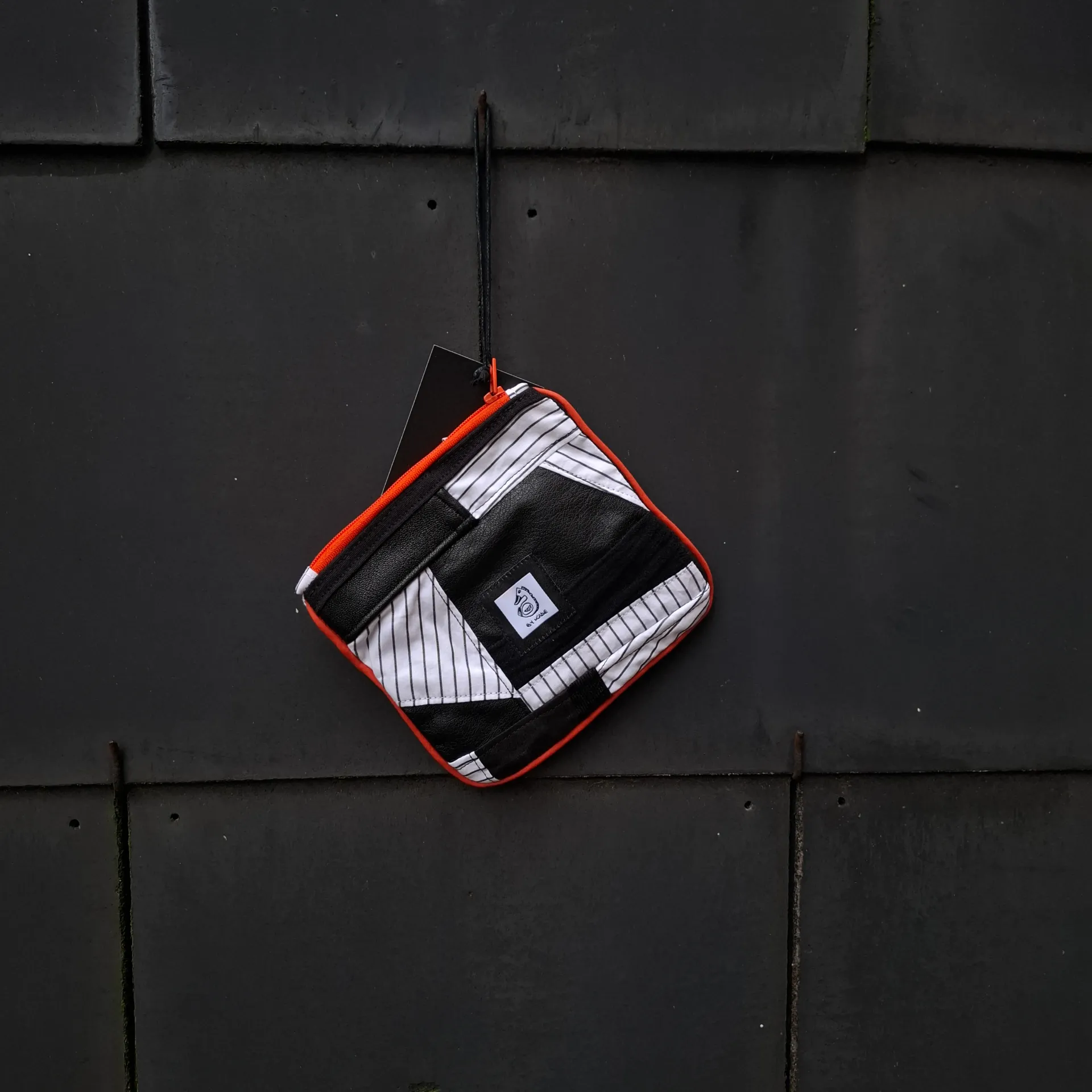 Trousse plate